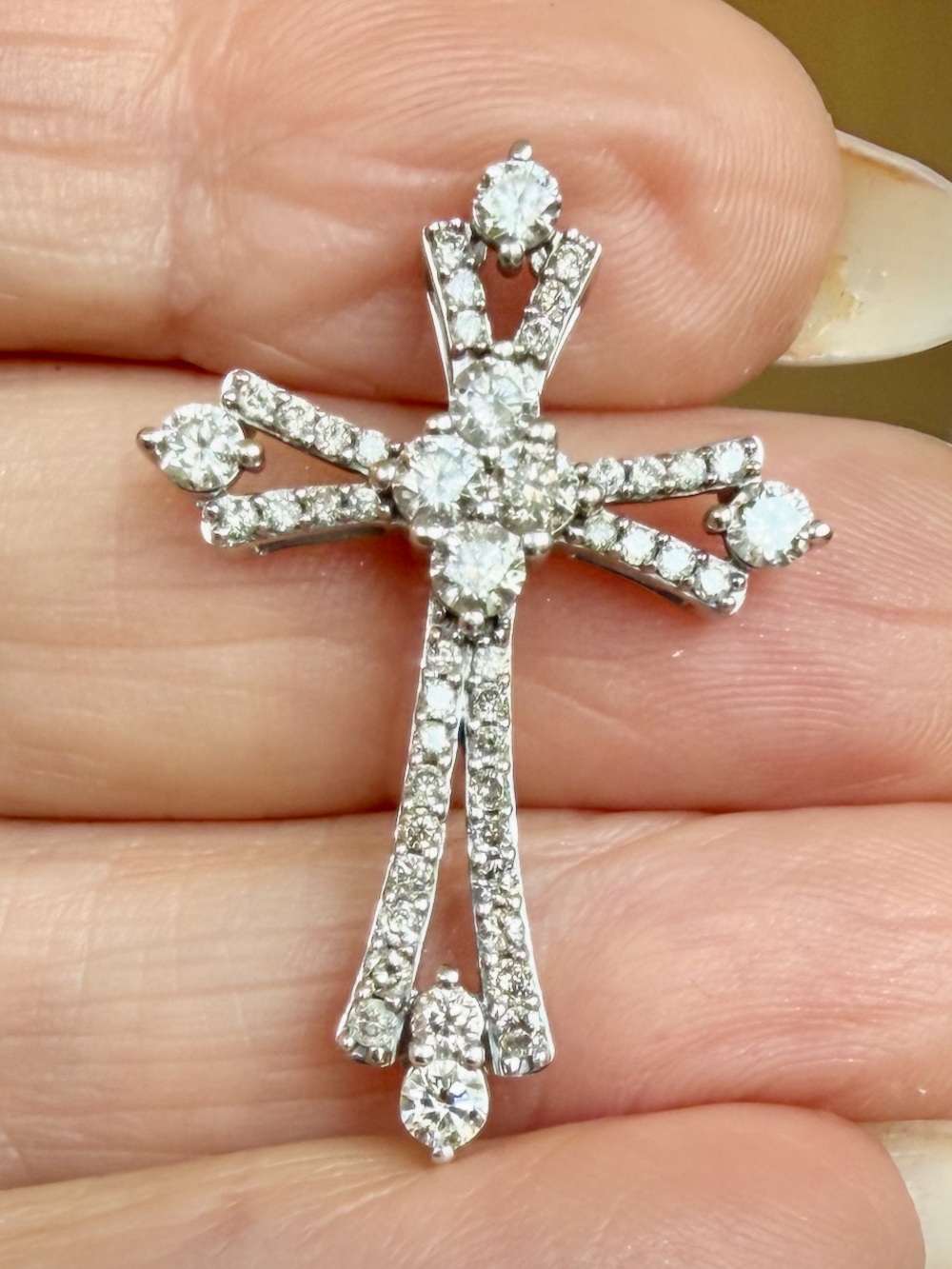10 carat natural diamond gold cross